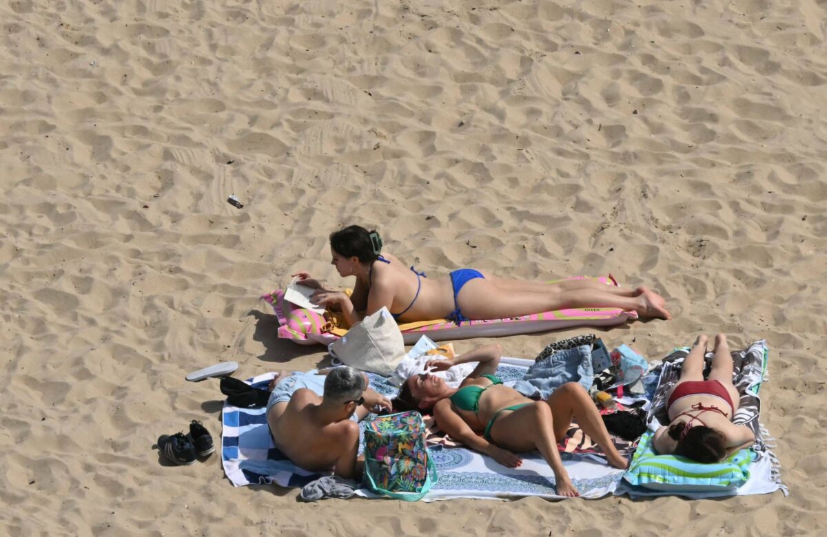 Médicos citam benefícios do sol para o corpo humano - 12/07/2025 - Equilíbrio e Saúde