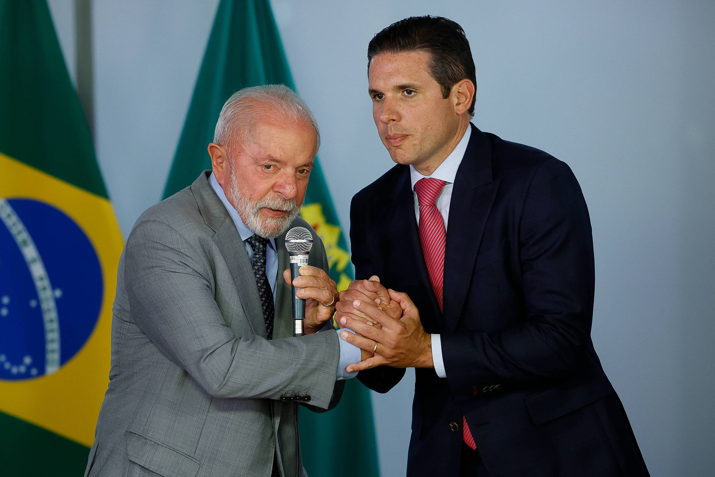 Licenciamento: Partidos com ministério são 63% dos votos – 17/07/2025 – Ambiente