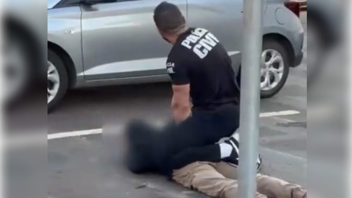 Mulher trans é presa após tentar matar morador de rua na porta da delegacia, em Anápolis