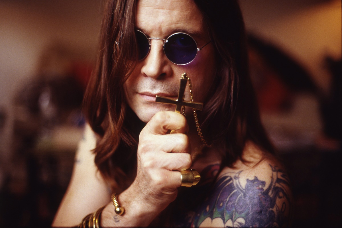 Ozzy Osbourne criticou desigualdade e beleza carioca em visita ao Brasil
