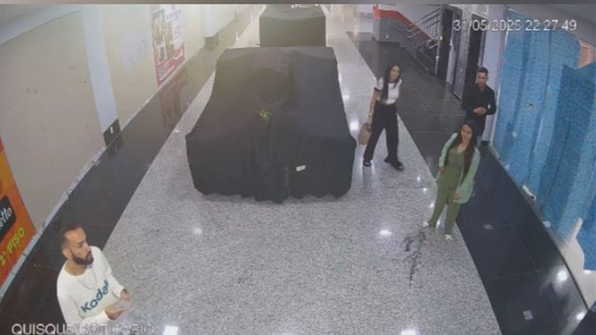 Quatro integrantes de associação criminosa são presos por furtos em shopping de Luziânia