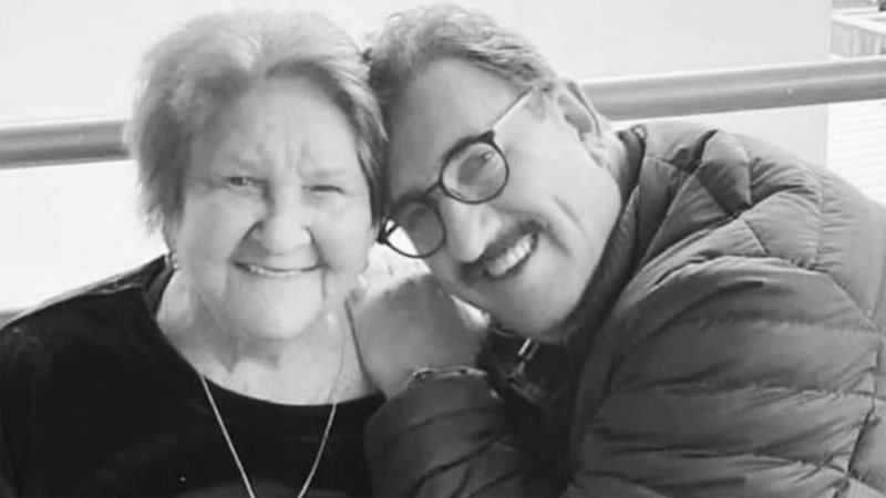 Ratinho fala pela primeira vez sobre a morte da mãe: ‘Tão difícil’