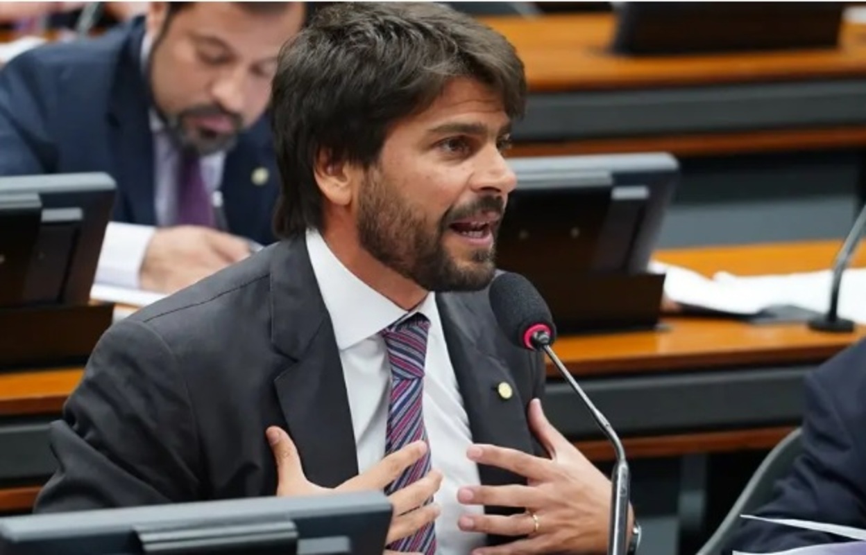 Reforma administrativa: apresentação formal de textos fica para agosto