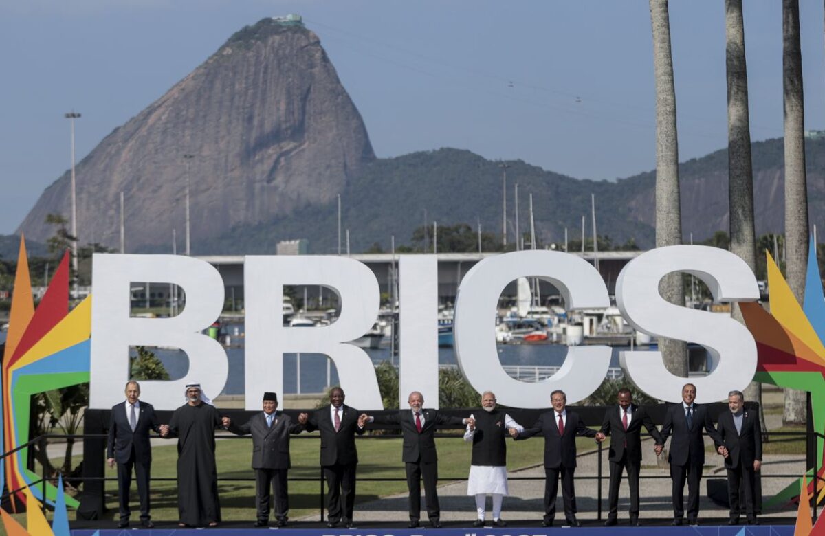 Sanção de Trump contra Brasil é chantagem política e mira o Brics