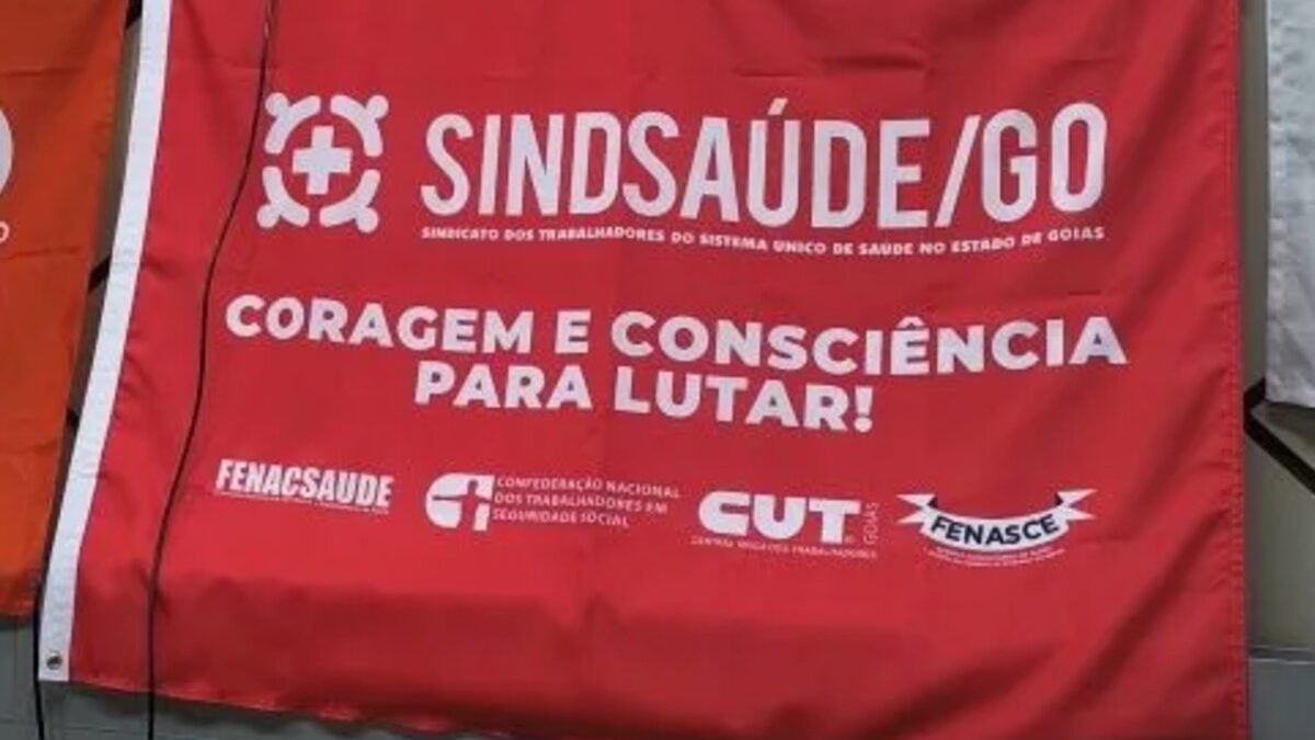Trabalhadores da saúde de Anápolis e Aparecida reivindicam regularização salarial