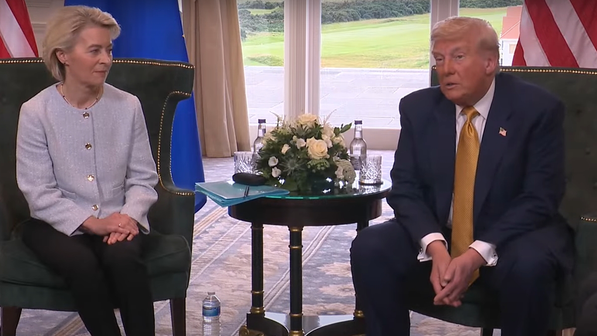 Trump fecha acordo com União Europeia, que terá tarifa de 15%