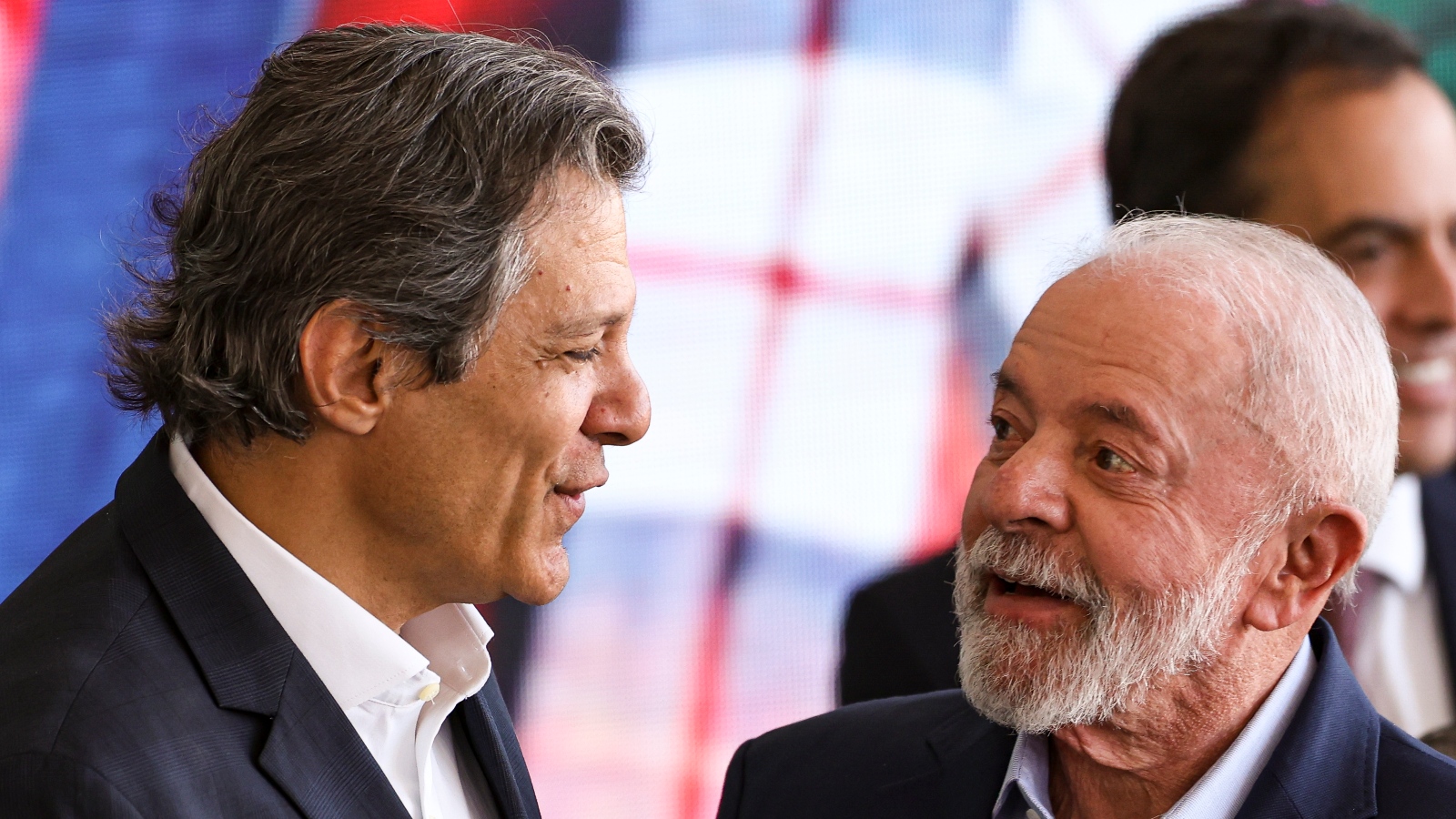 a nova aposta do governo de “ricos contra pobres”
